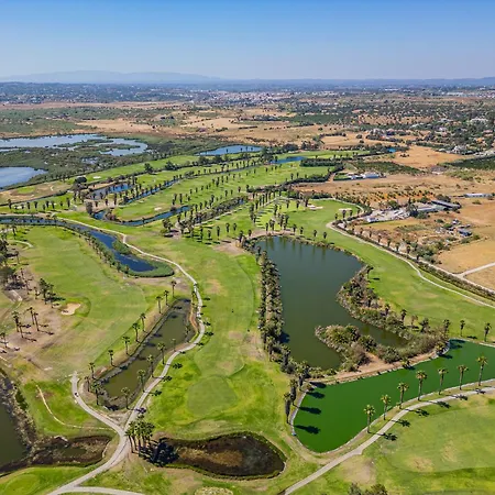 Terracota By Dreamplaces *